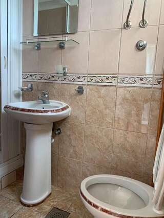 Гостевой дом Jelić apartmani Сутоморе Стандартный трехместный номер с видом на море-20